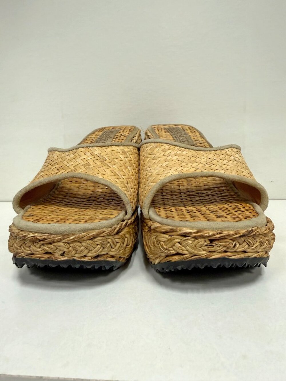 *RARE* Vintage Ananias Rattan Sandals - Picture 9 of 14